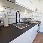 Apartment Franckie's By The Beach *