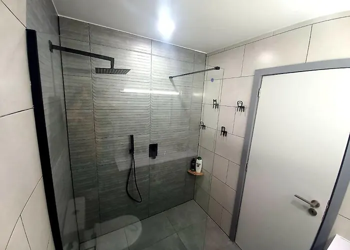 Franckie's By The Beach * 波尔蒂芒